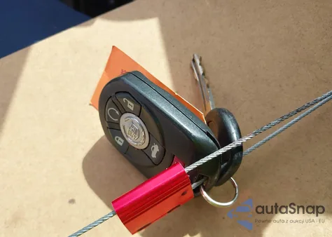 2005 Cadillac Sts V8 z USA, uszkodzony, nr VIN 1G6DC67A750135819